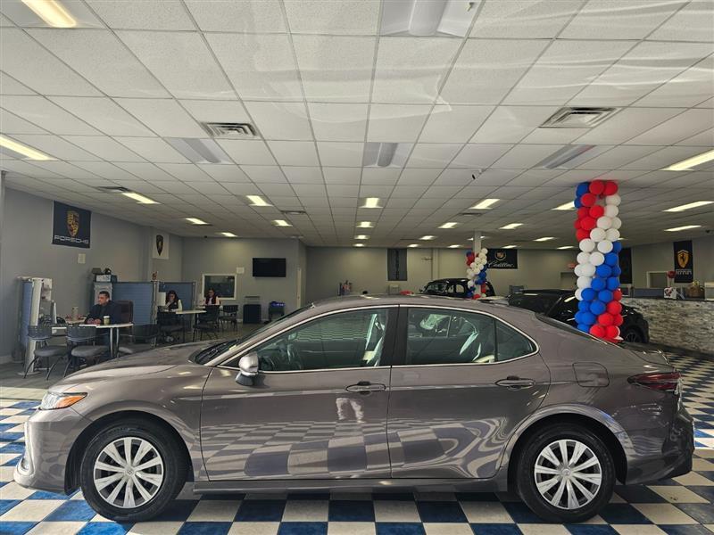 used 2022 Toyota Camry Hybrid car, priced at $21,995