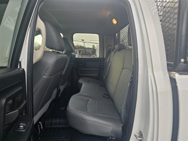 used 2019 Ram 1500 Classic car, priced at $17,995