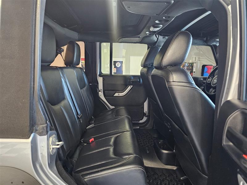 used 2015 Jeep Wrangler Unlimited car, priced at $18,995