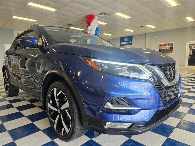 used 2021 Nissan Rogue Sport car, priced at $23,995