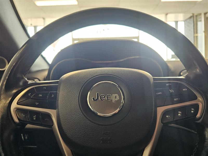 used 2020 Jeep Grand Cherokee car, priced at $25,995