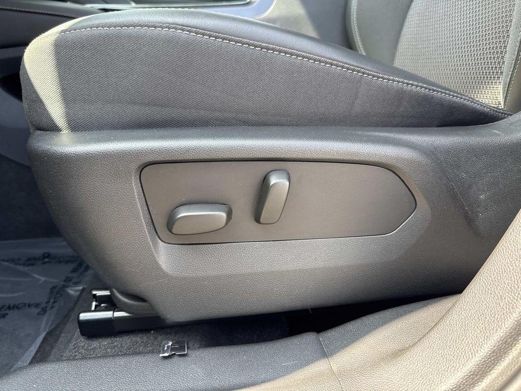 used 2022 Buick Envision car, priced at $21,575