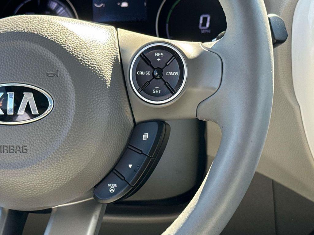 used 2016 Kia Soul EV car, priced at $7,777