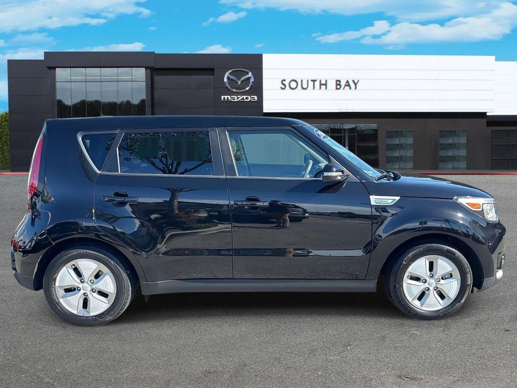 used 2016 Kia Soul EV car, priced at $7,777