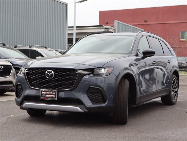 new 2025 Mazda CX-70 PHEV car, priced at $56,305