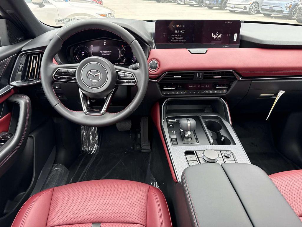 new 2025 Mazda CX-70 PHEV car, priced at $58,342