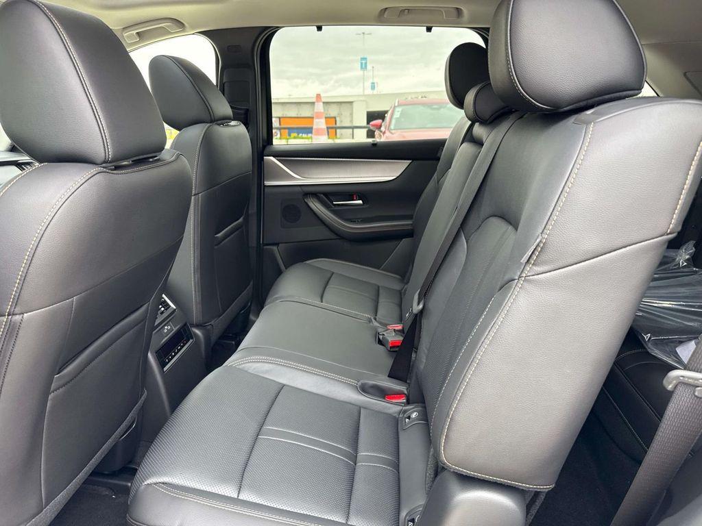 new 2025 Mazda CX-90 car, priced at $42,279