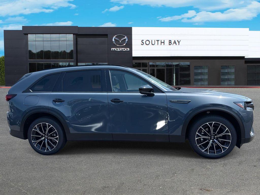 new 2025 Mazda CX-70 PHEV car, priced at $55,433