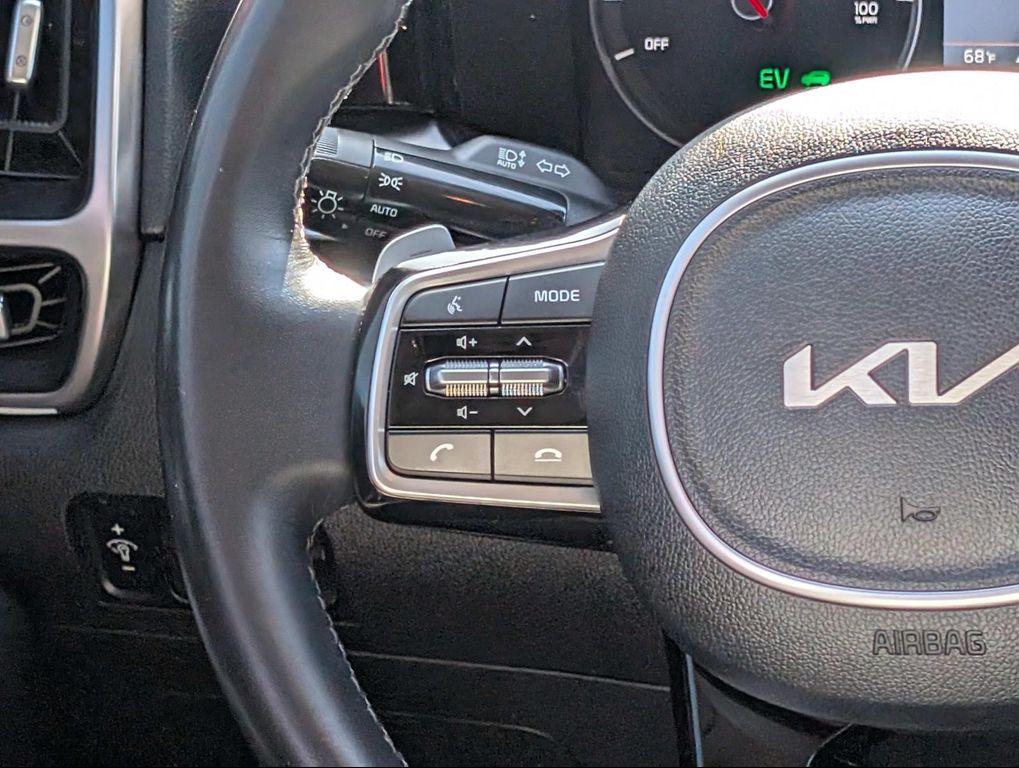 used 2022 Kia Sorento Hybrid car, priced at $23,488