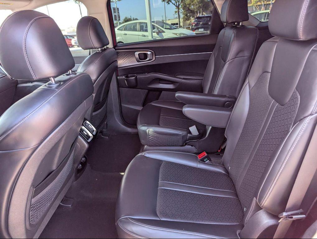 used 2022 Kia Sorento Hybrid car, priced at $23,488