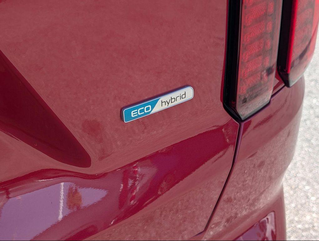 used 2022 Kia Sorento Hybrid car, priced at $23,488