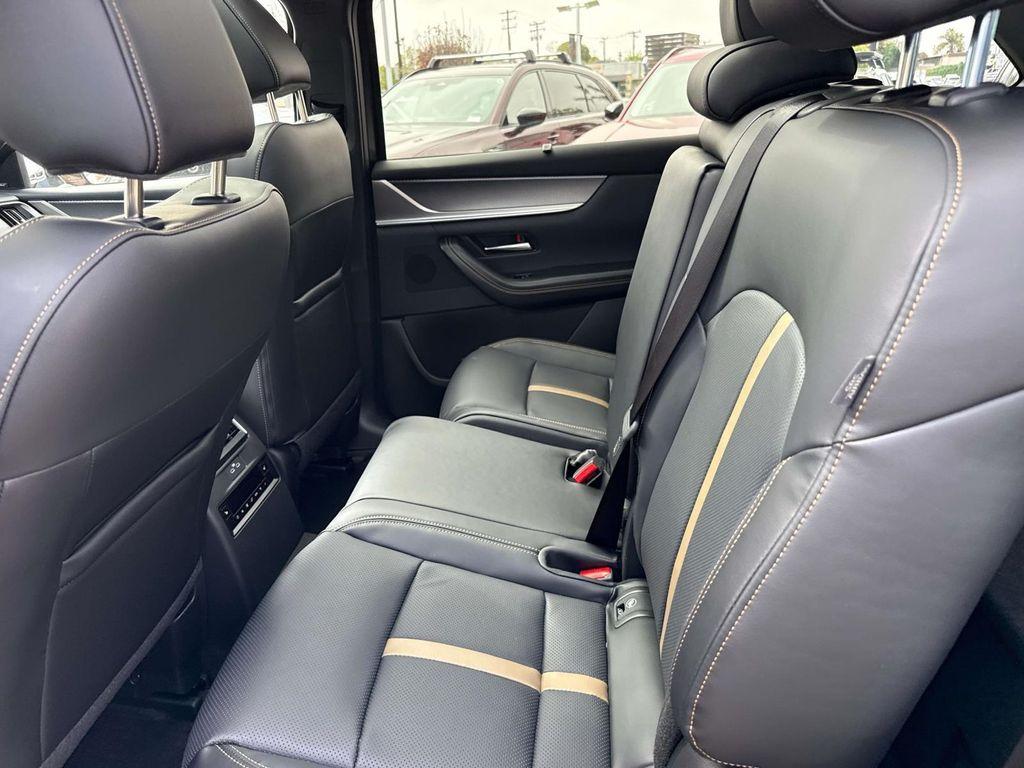 new 2025 Mazda CX-70 PHEV car, priced at $58,226