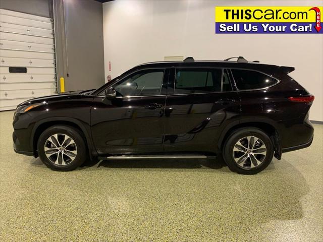 used 2021 Toyota Highlander car, priced at $35,985