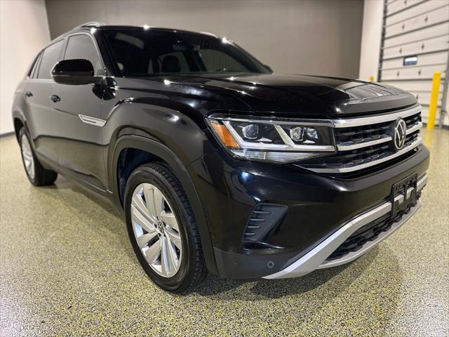 used 2020 Volkswagen Atlas Cross Sport car, priced at $17,998