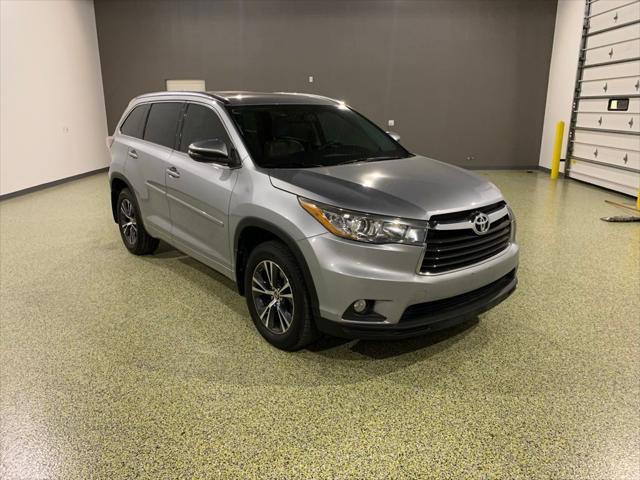 used 2016 Toyota Highlander car, priced at $16,885