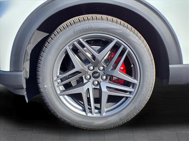 new 2025 Ford Explorer car, priced at $52,189