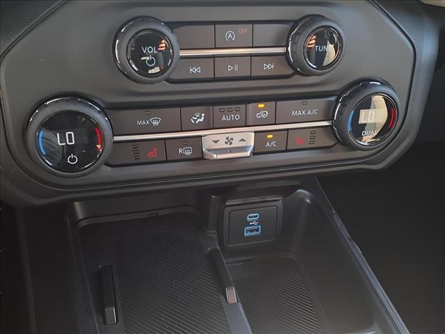 new 2025 Ford Bronco car, priced at $43,204