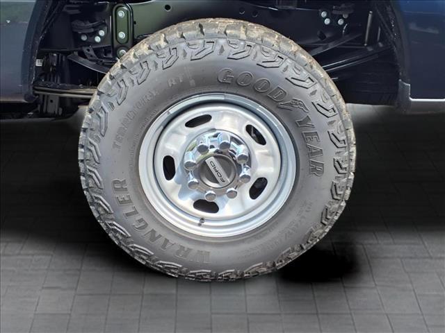 new 2025 Ford F-250 car, priced at $54,650