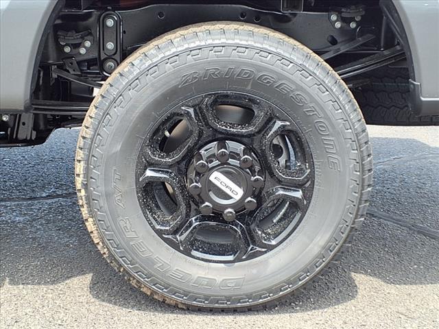 new 2025 Ford F-250 car, priced at $57,389
