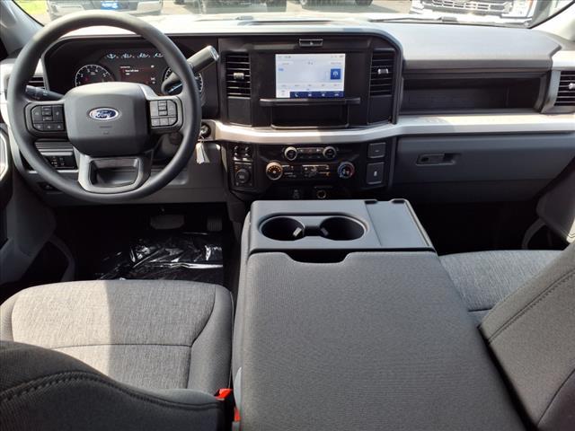 new 2025 Ford F-250 car, priced at $57,389