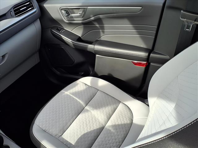 new 2025 Ford Escape car, priced at $29,890