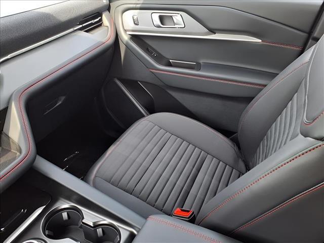 new 2025 Ford Explorer car, priced at $52,189