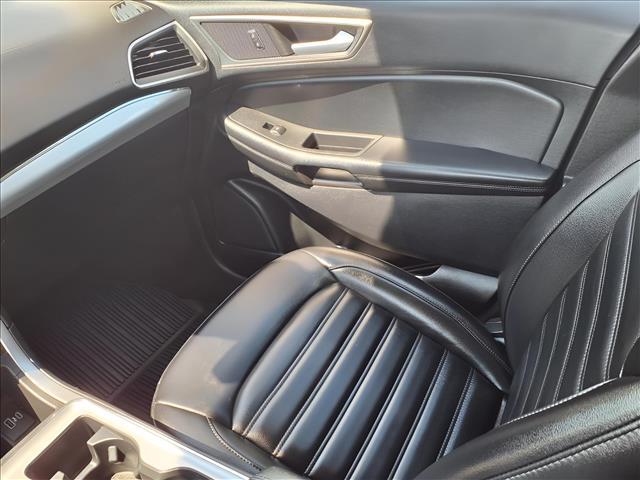 used 2022 Ford Edge car, priced at $27,900