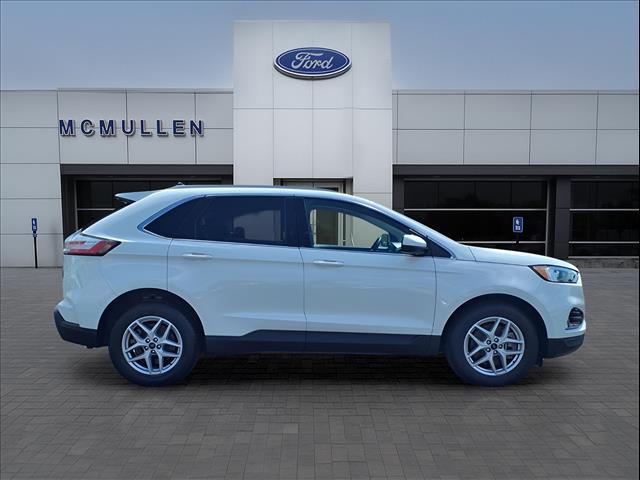 used 2022 Ford Edge car, priced at $27,900