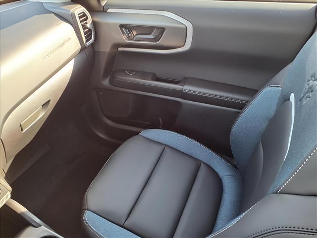 new 2025 Ford Bronco Sport car, priced at $39,271