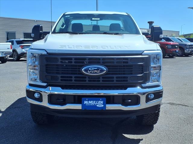 new 2025 Ford F-250 car, priced at $49,700