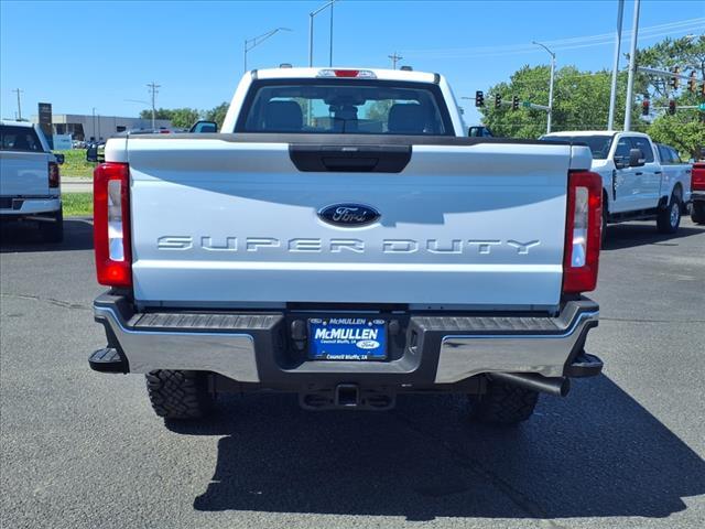 new 2025 Ford F-250 car, priced at $49,700