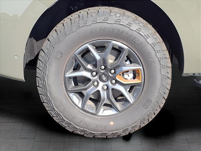 new 2025 Ford Expedition car, priced at $82,490