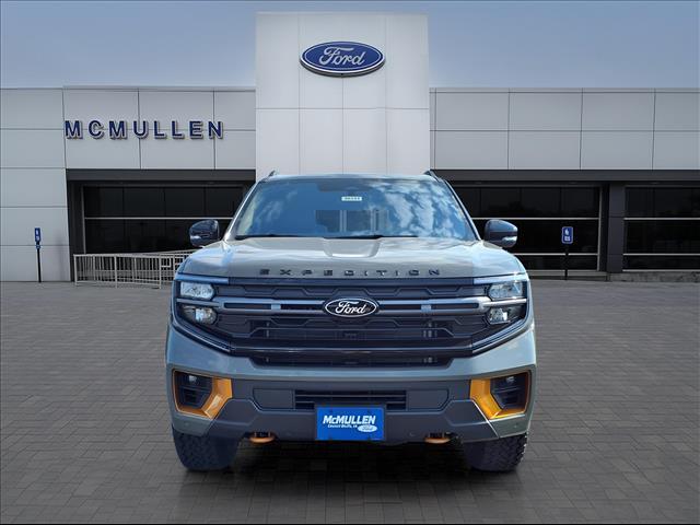 new 2025 Ford Expedition car, priced at $82,490