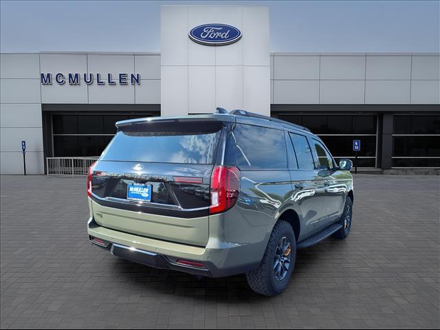 new 2025 Ford Expedition car, priced at $82,490