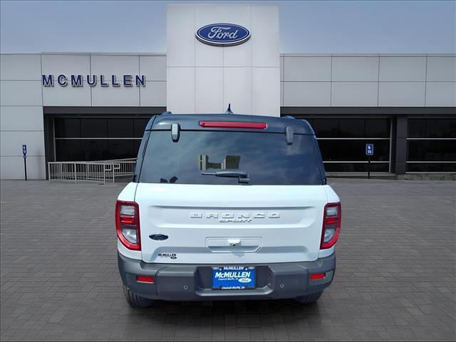 new 2025 Ford Bronco Sport car, priced at $38,653
