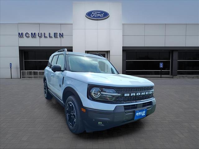 new 2025 Ford Bronco Sport car, priced at $38,653