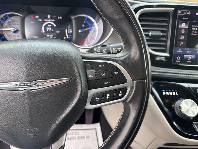 used 2022 Chrysler Pacifica Hybrid car, priced at $18,787