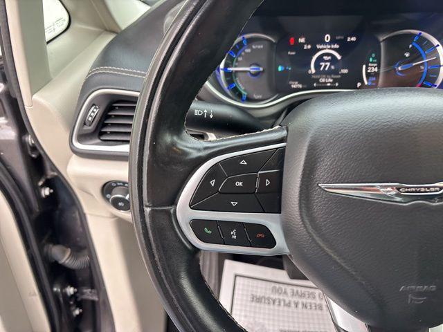 used 2022 Chrysler Pacifica Hybrid car, priced at $18,787