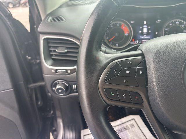 used 2019 Jeep Cherokee car, priced at $18,270