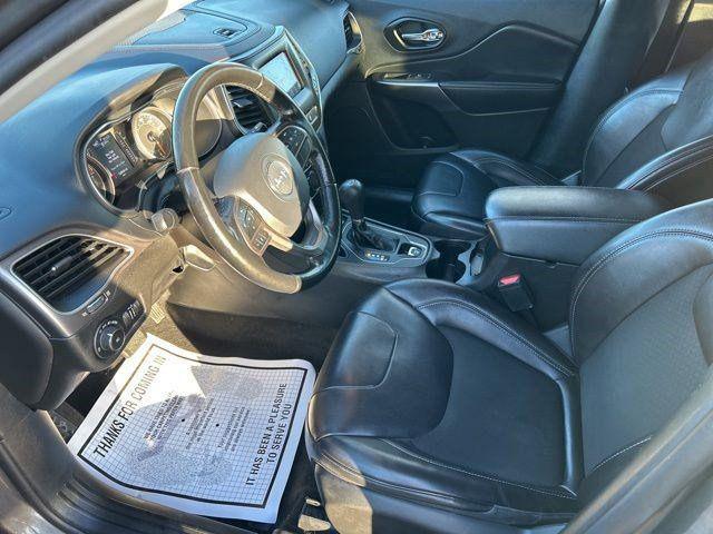 used 2021 Jeep Cherokee car, priced at $13,287