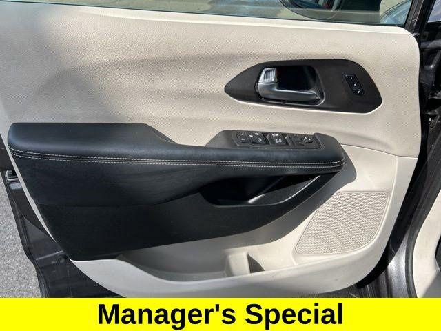 used 2023 Chrysler Pacifica car, priced at $21,155
