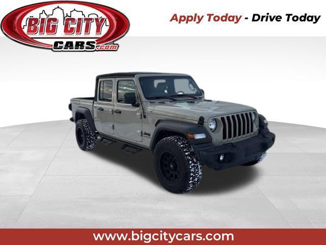 used 2020 Jeep Gladiator car, priced at $25,454