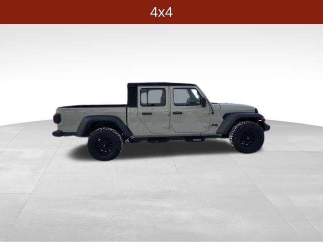 used 2020 Jeep Gladiator car, priced at $25,454