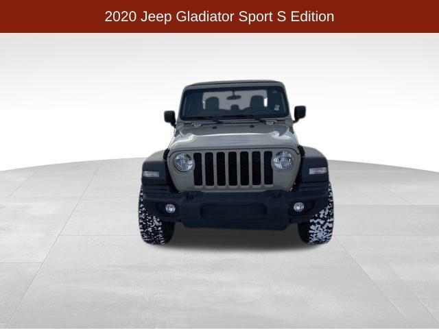 used 2020 Jeep Gladiator car, priced at $25,454