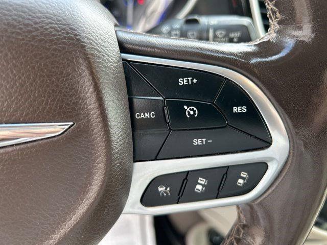 used 2021 Chrysler Pacifica car, priced at $22,995