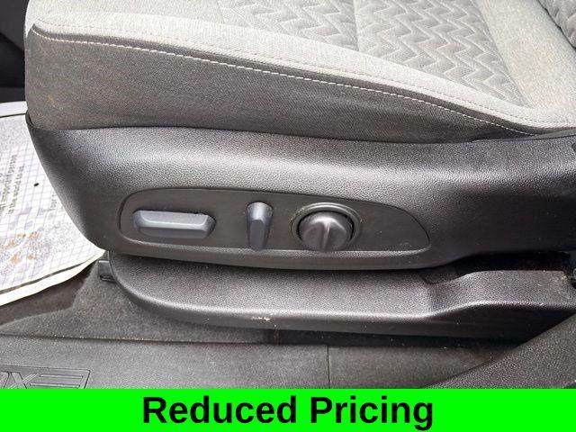 used 2022 Chevrolet Equinox car, priced at $16,464
