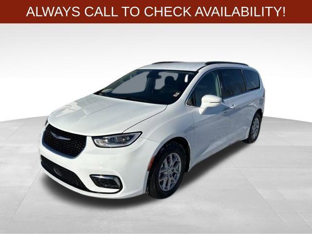 used 2022 Chrysler Pacifica car, priced at $21,994