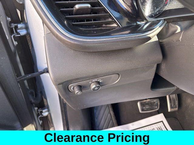 used 2023 Buick Envision car, priced at $26,525