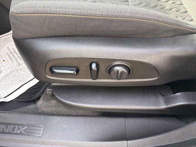 used 2022 Chevrolet Equinox car, priced at $17,399