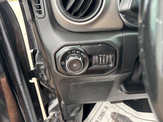 used 2021 Jeep Wrangler Unlimited car, priced at $32,695